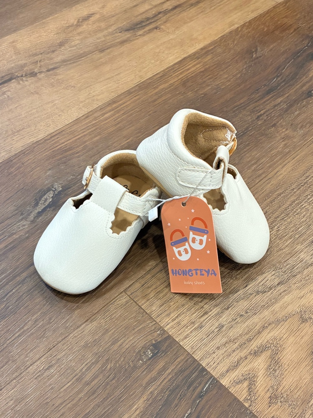 NWT Hongteya White Mary Jane Dress Shoes Walkers Baby 6-12m